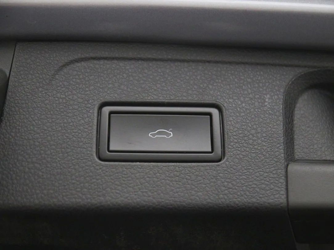 Volkswagen Passat | 38