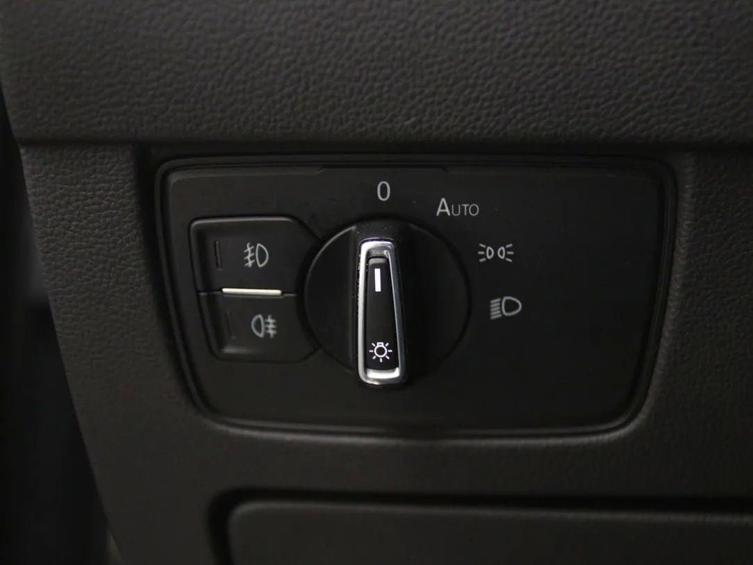 Volkswagen Passat | 26
