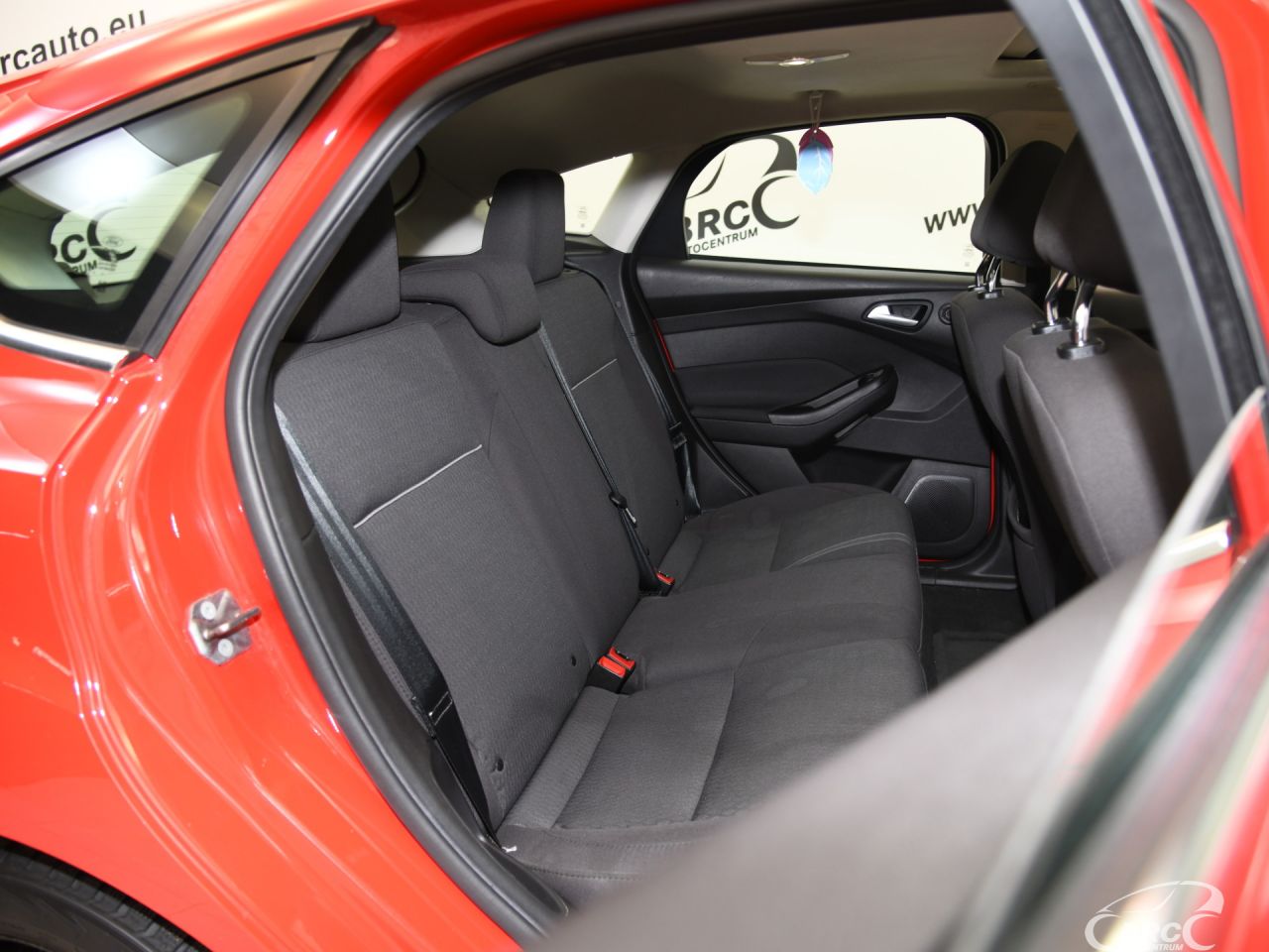 Ford Focus | 9