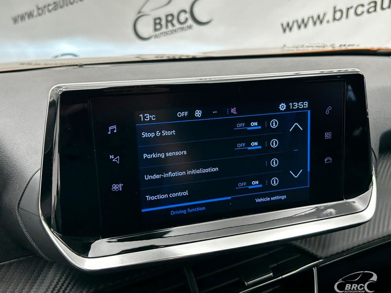 Peugeot 2008 | 17