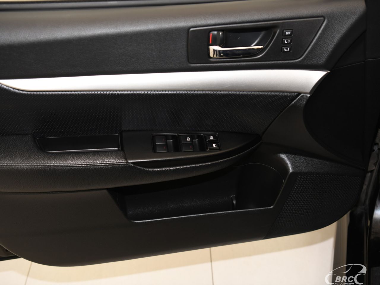 Subaru Legacy | 19