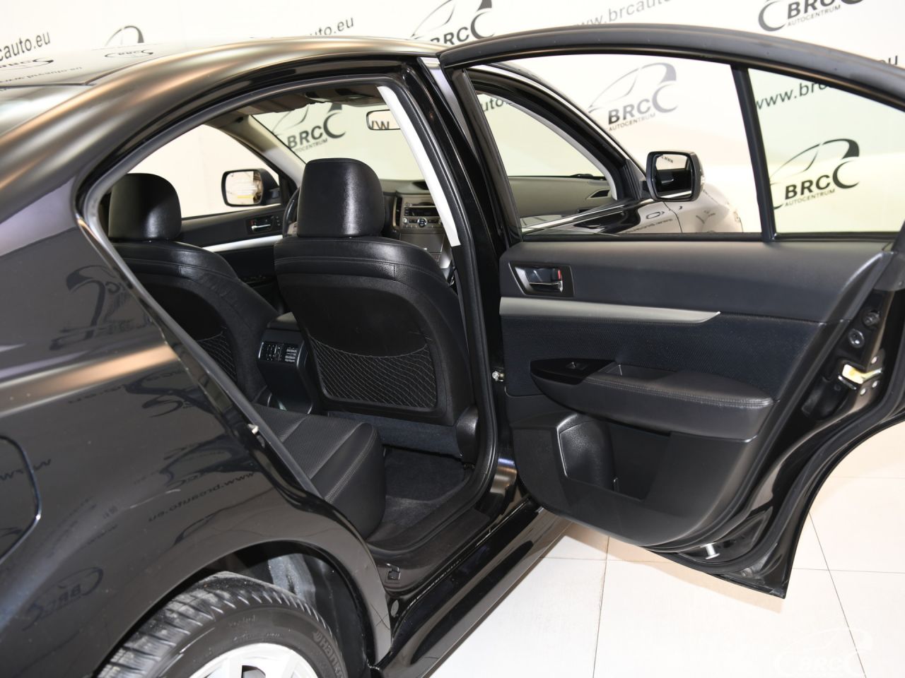 Subaru Legacy | 12