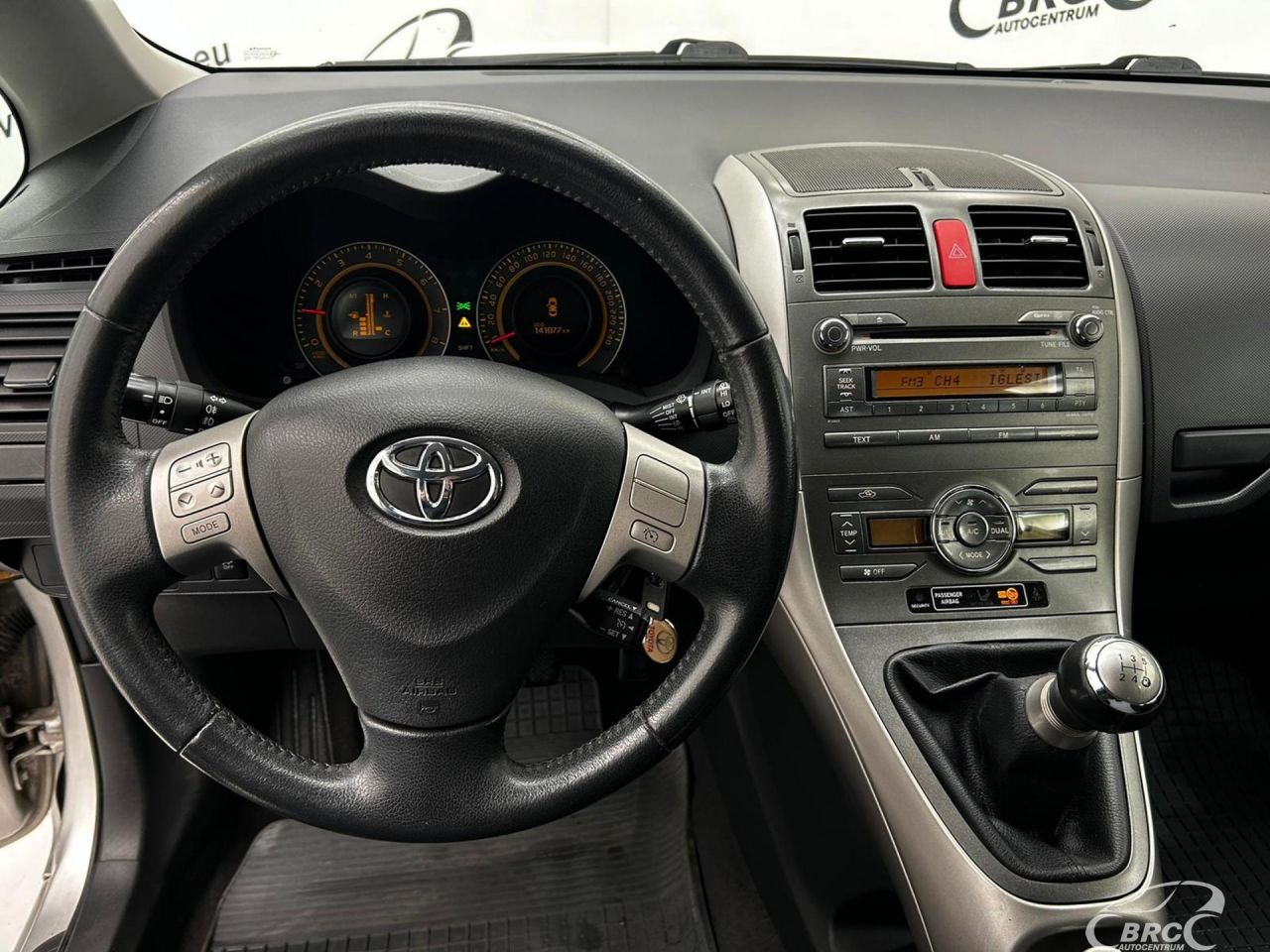 Toyota Auris | 10