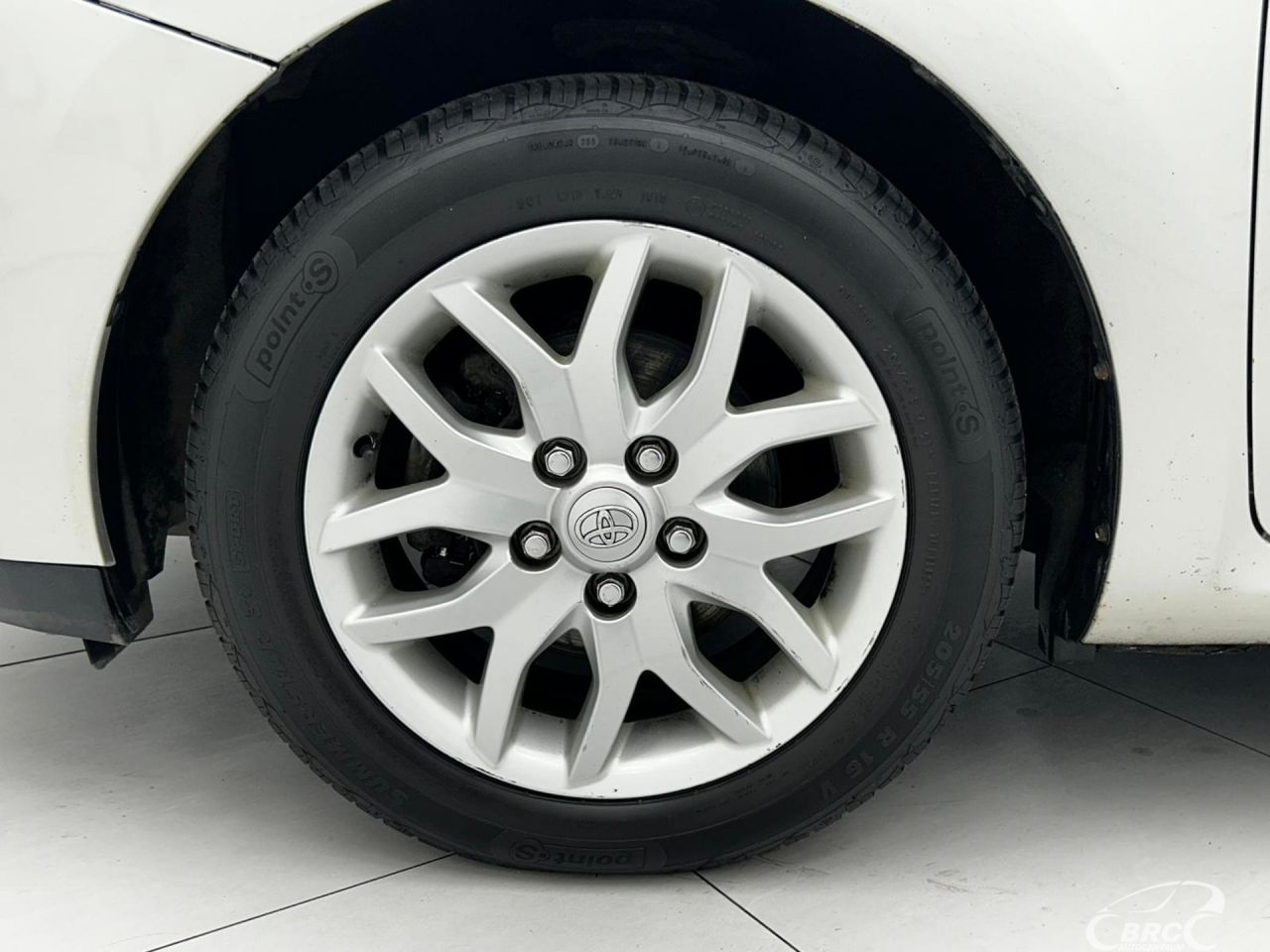 Toyota Auris | 21