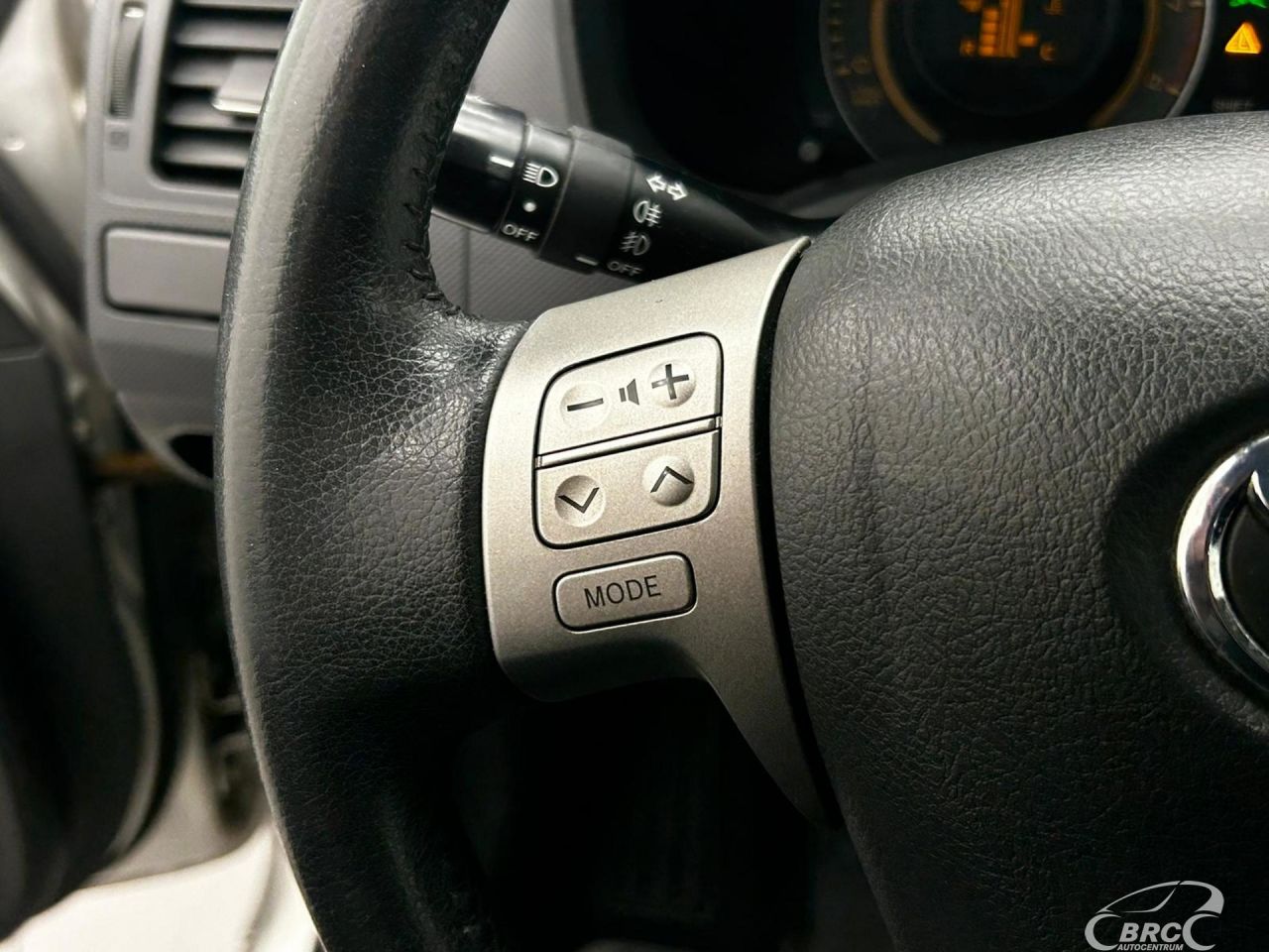 Toyota Auris | 11