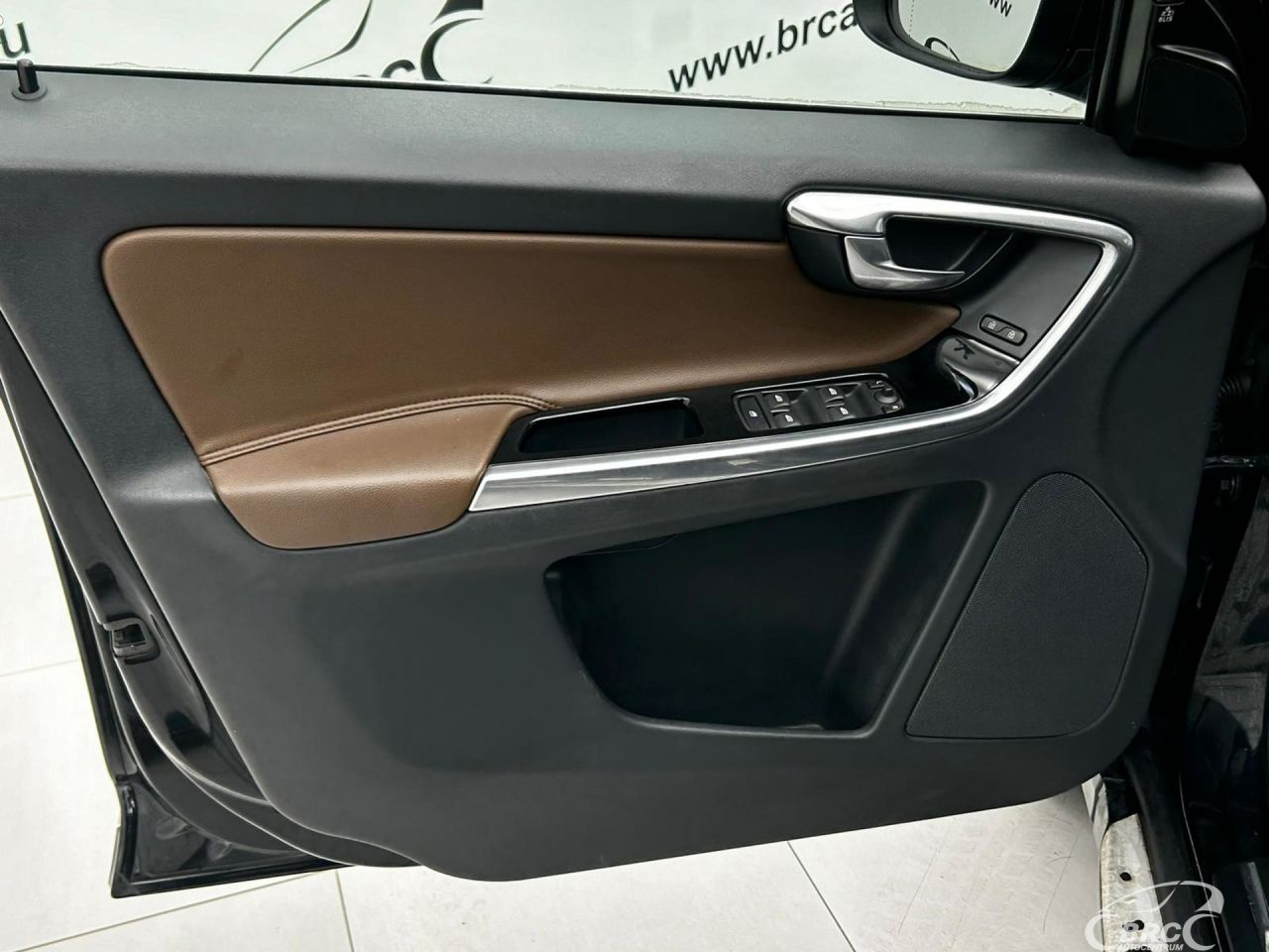 Volvo XC60 | 9
