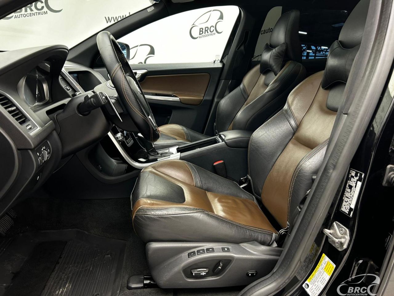 Volvo XC60 | 17