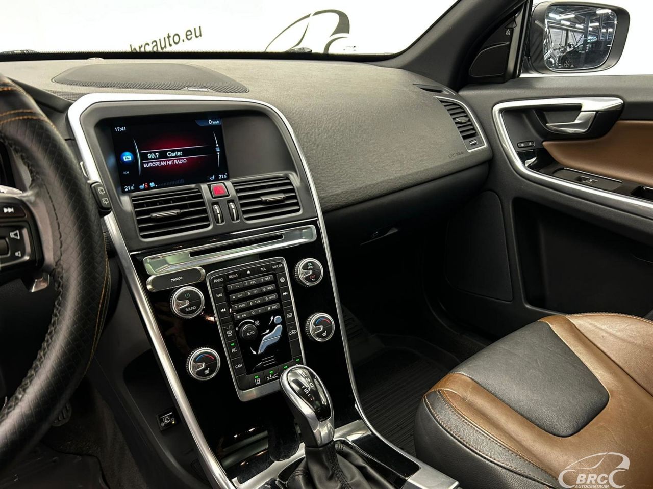 Volvo XC60 | 13