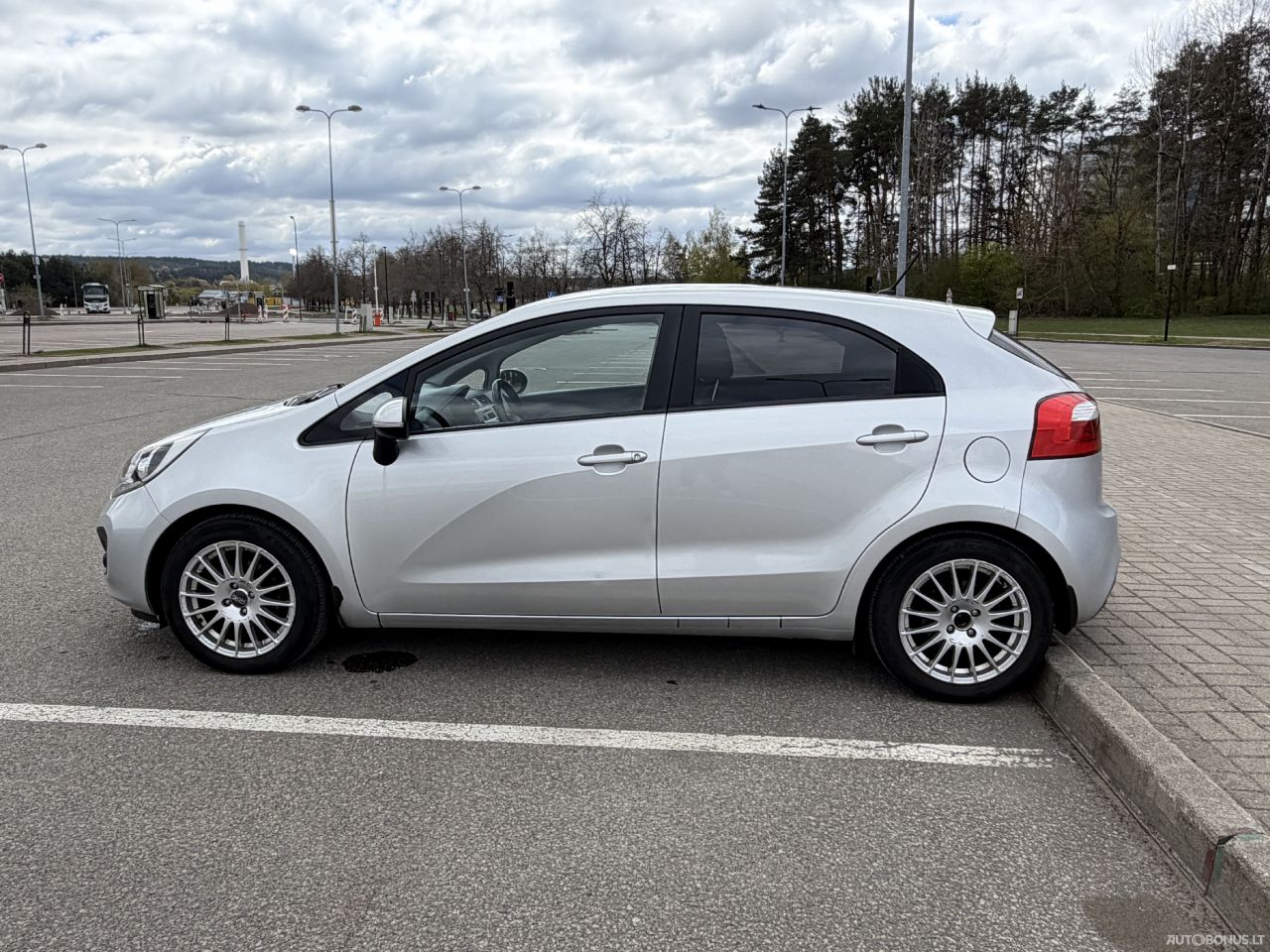 Kia Rio | 9
