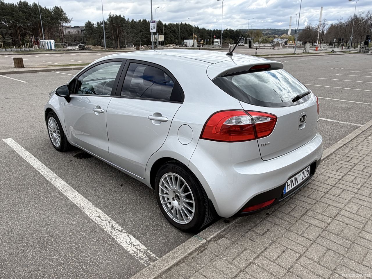 Kia Rio | 7