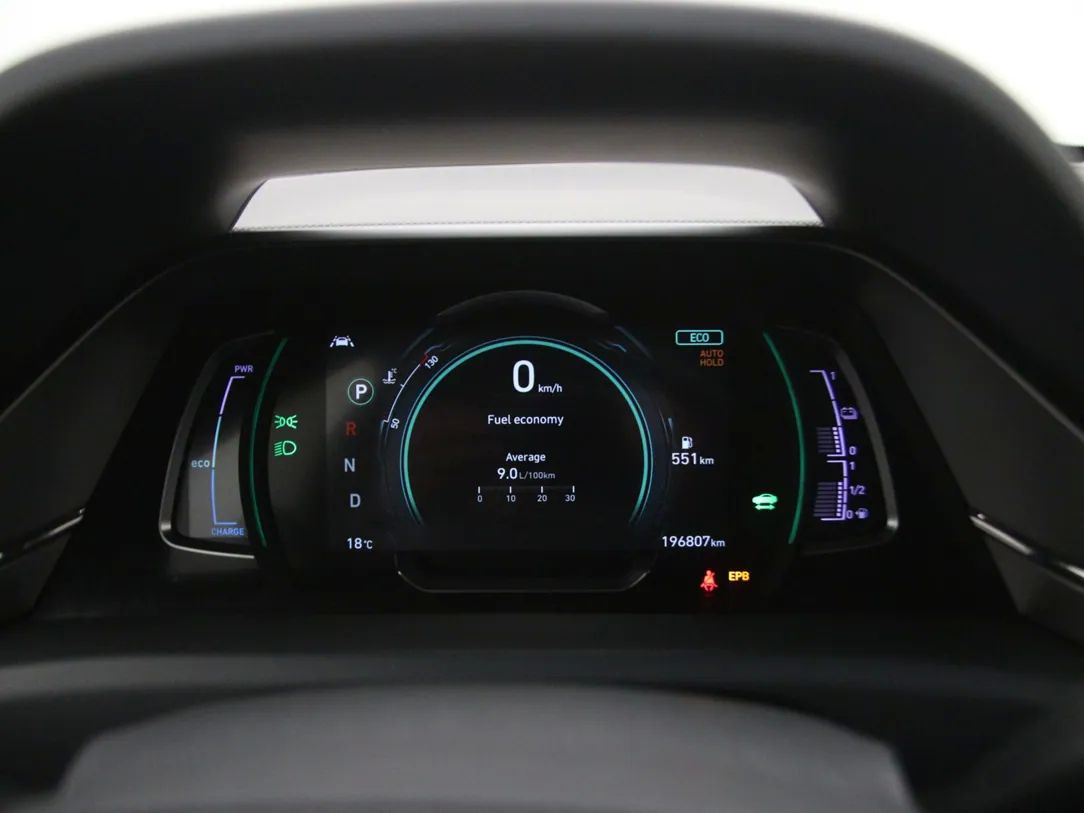 Hyundai IONIQ | 18