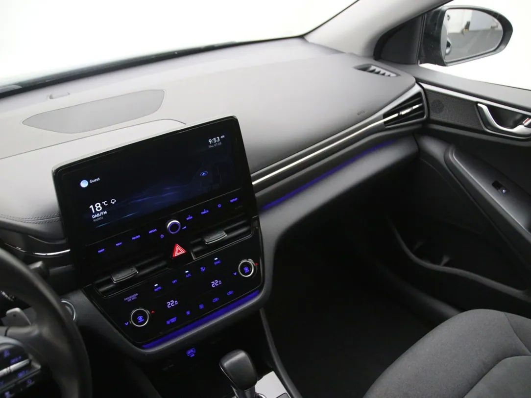 Hyundai IONIQ | 20