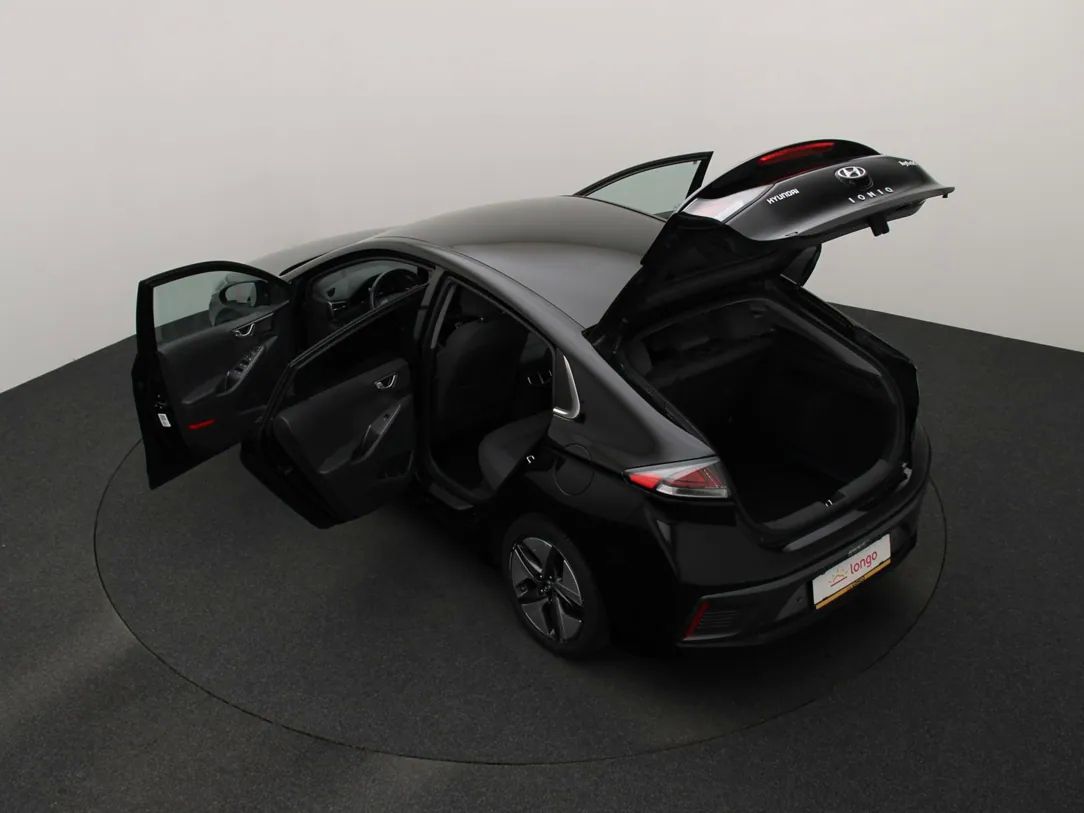 Hyundai IONIQ | 12