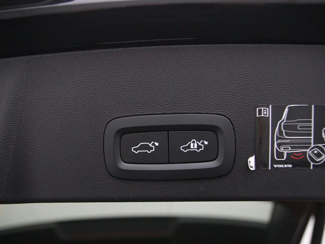Volvo XC40 | 32
