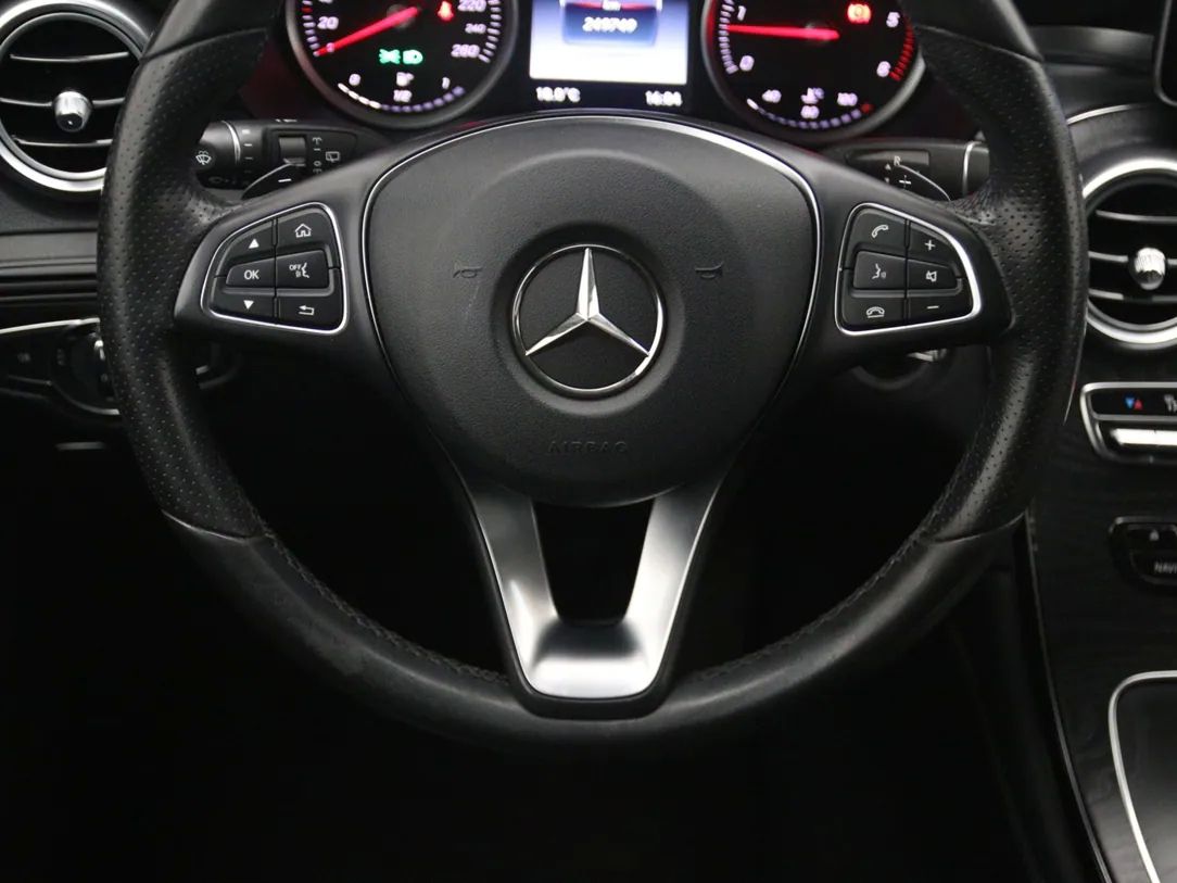 Mercedes-Benz GLC220 | 17