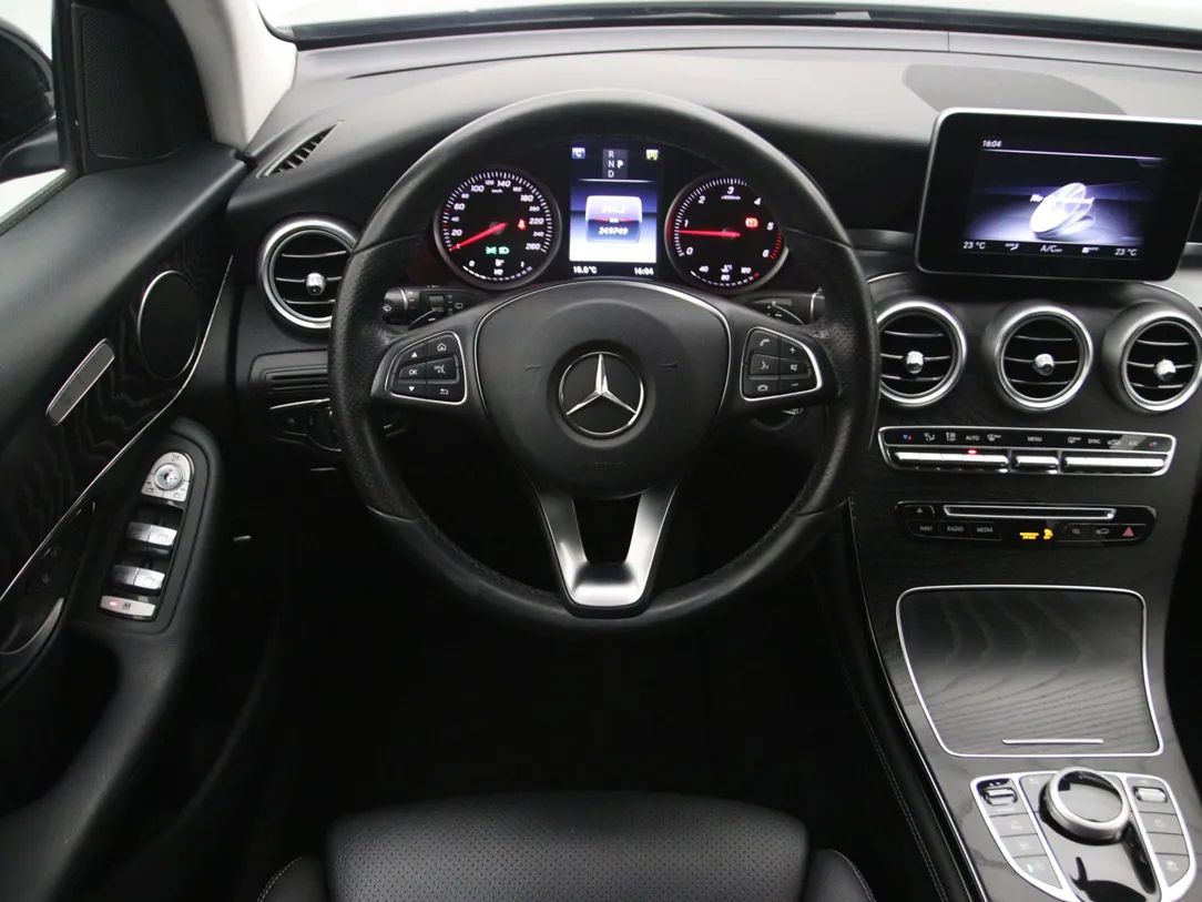 Mercedes-Benz GLC220 | 16