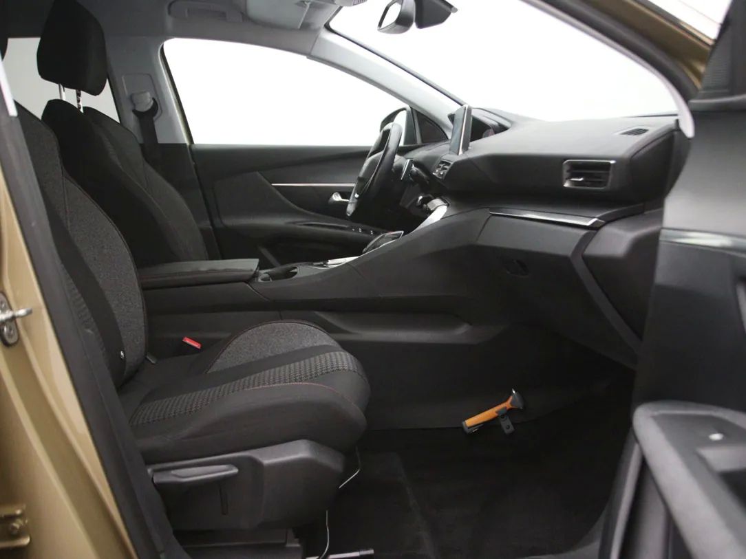 Peugeot 3008 | 13