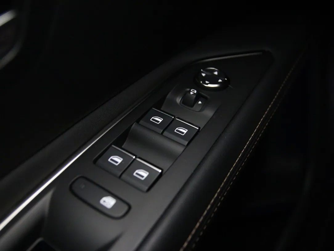 Peugeot 3008 | 25