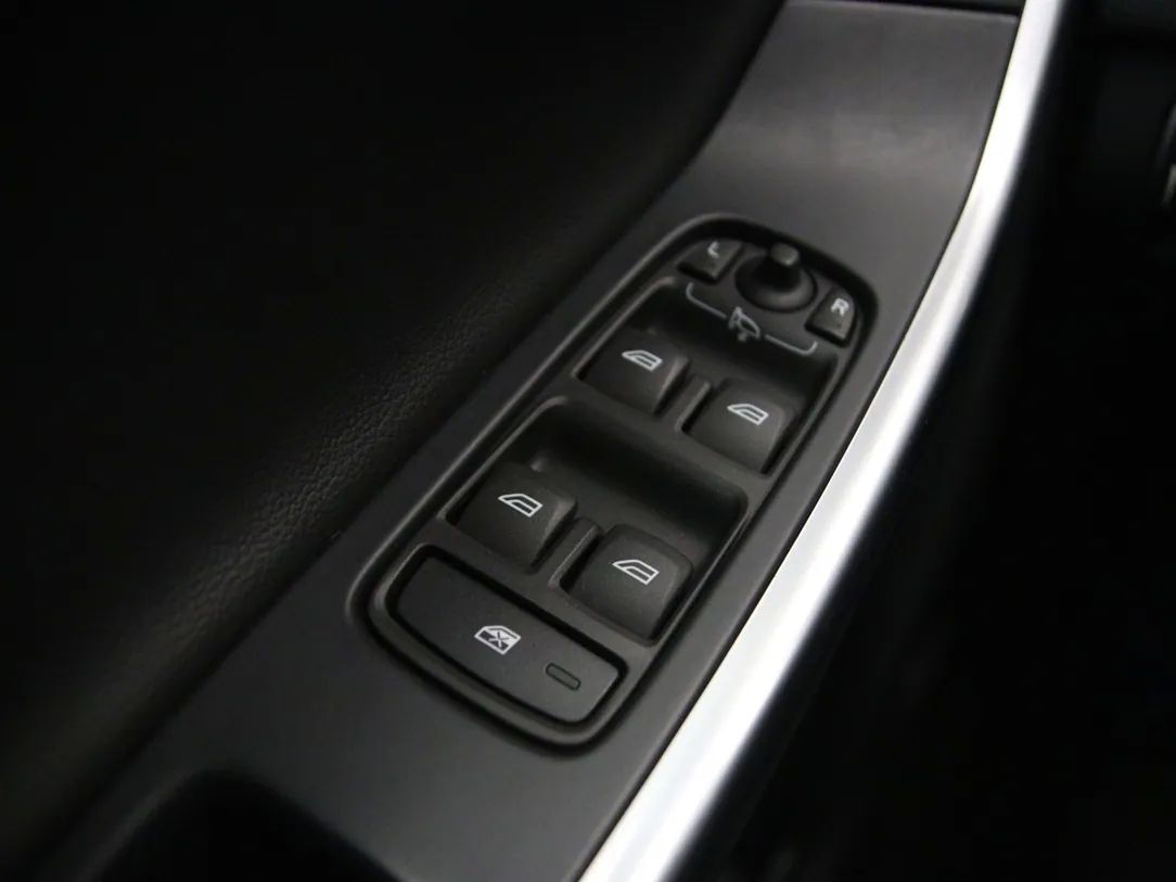 Volvo XC60 | 25