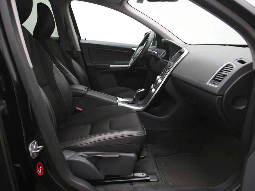 Volvo XC60 | 13