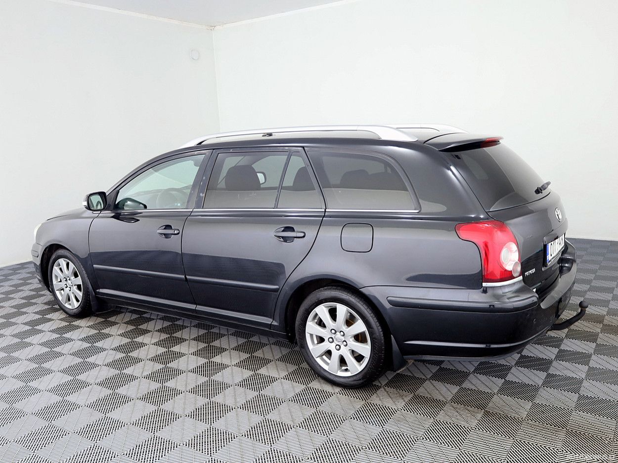 Toyota Avensis | 3