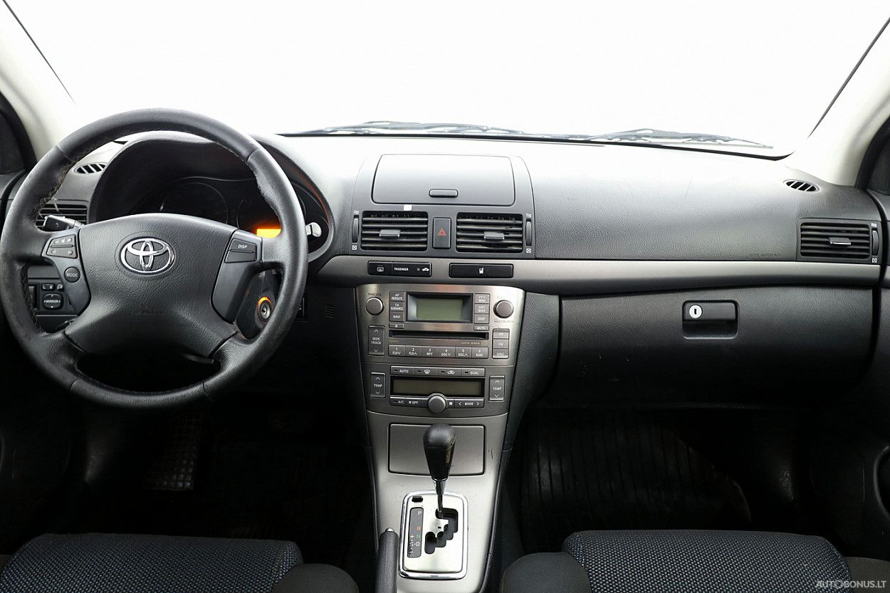 Toyota Avensis | 4