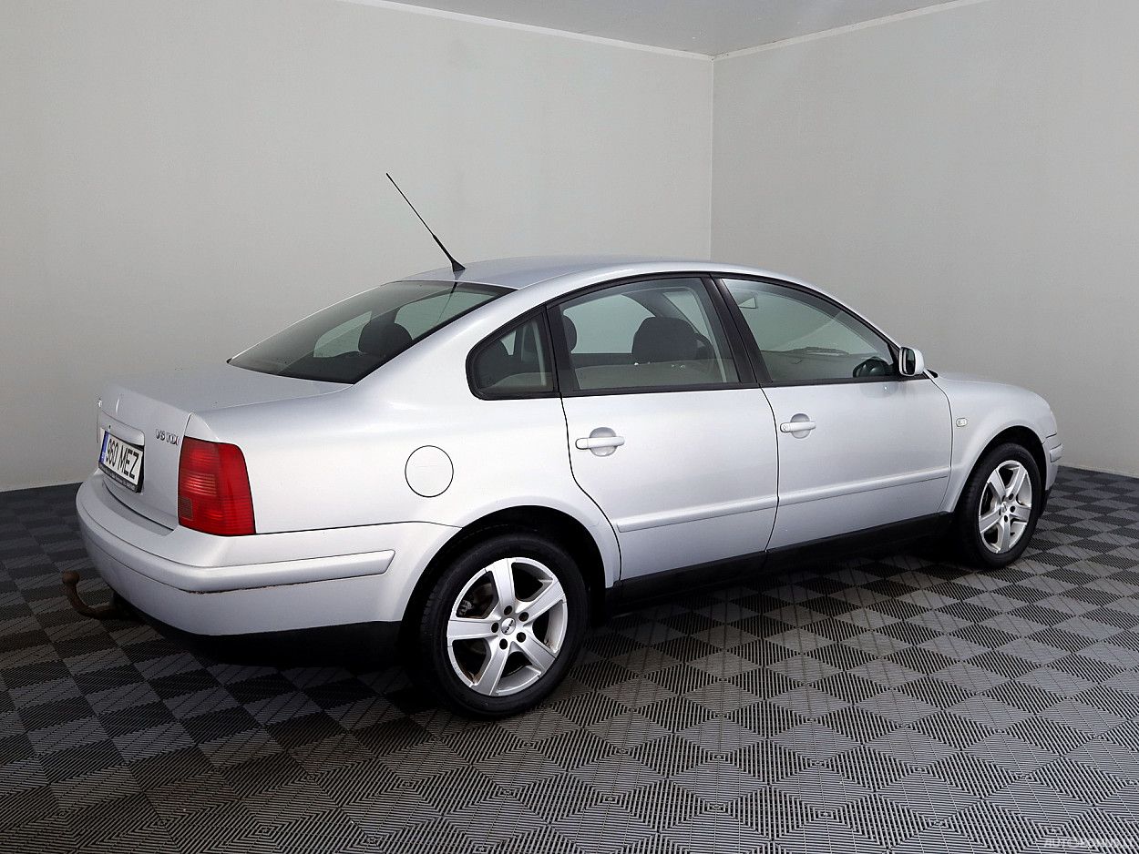 Volkswagen Passat | 2