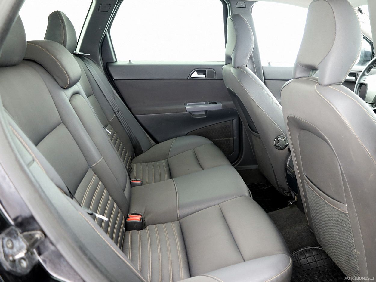Volvo V50 | 6