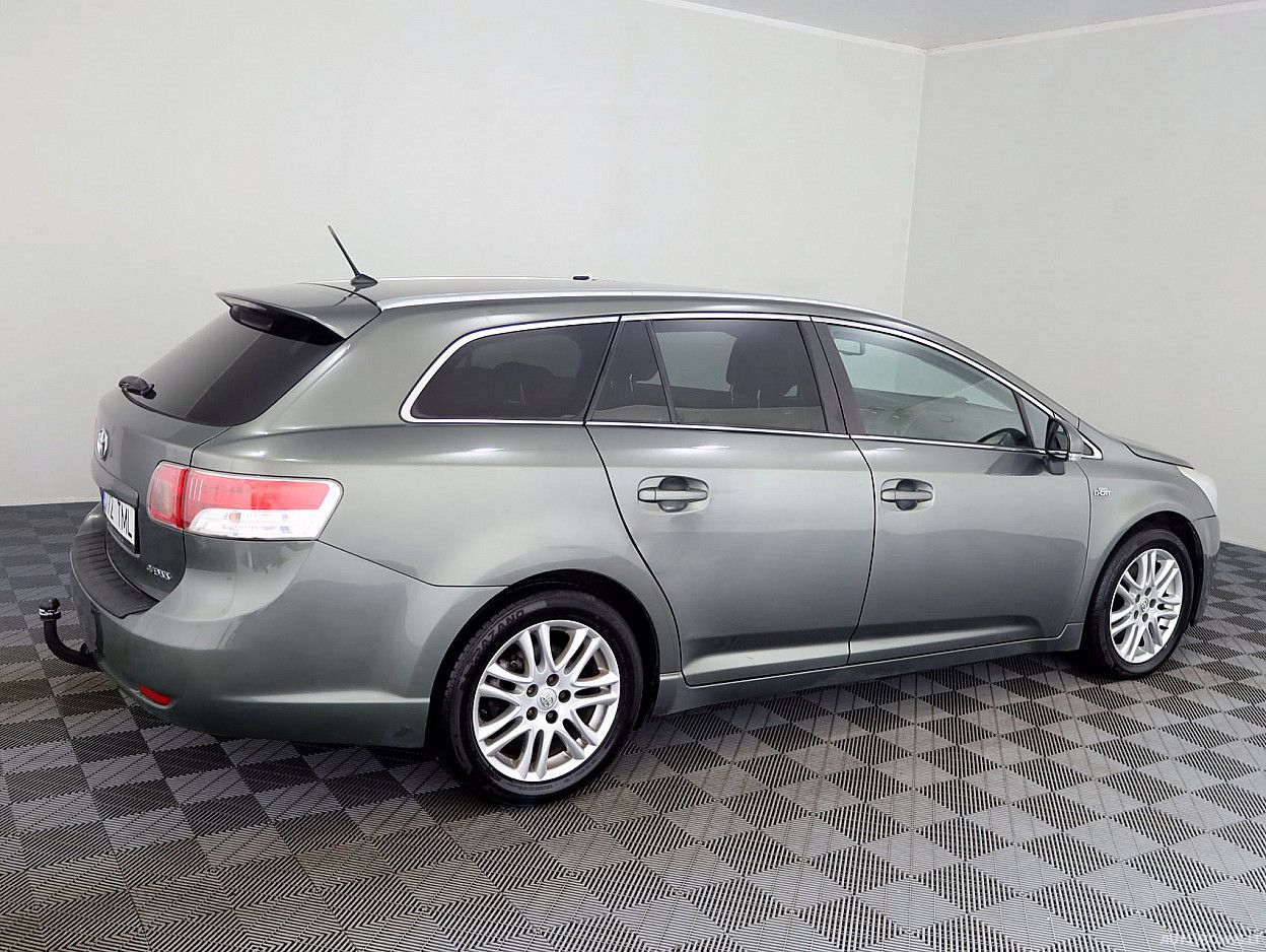Toyota Avensis | 2