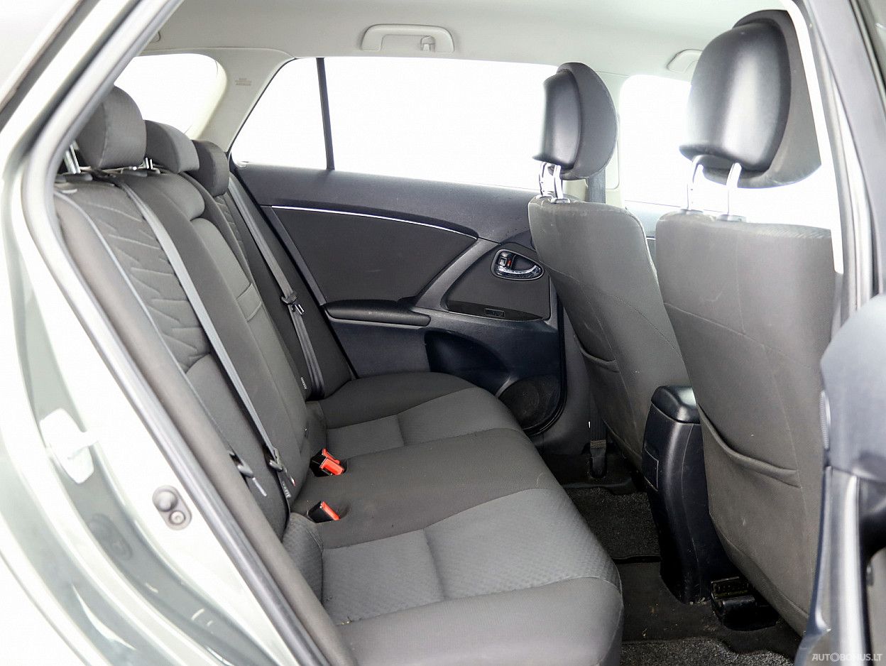 Toyota Avensis | 6