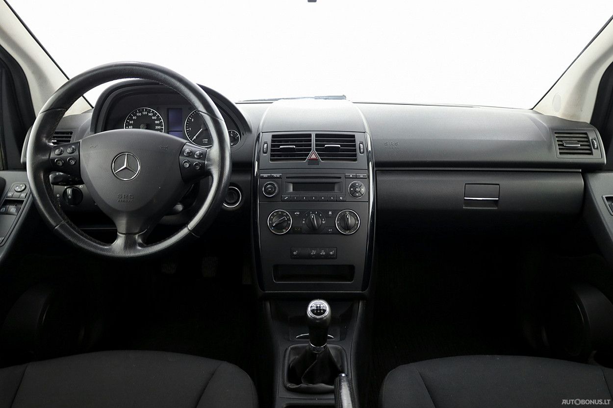 Mercedes-Benz A150 | 4
