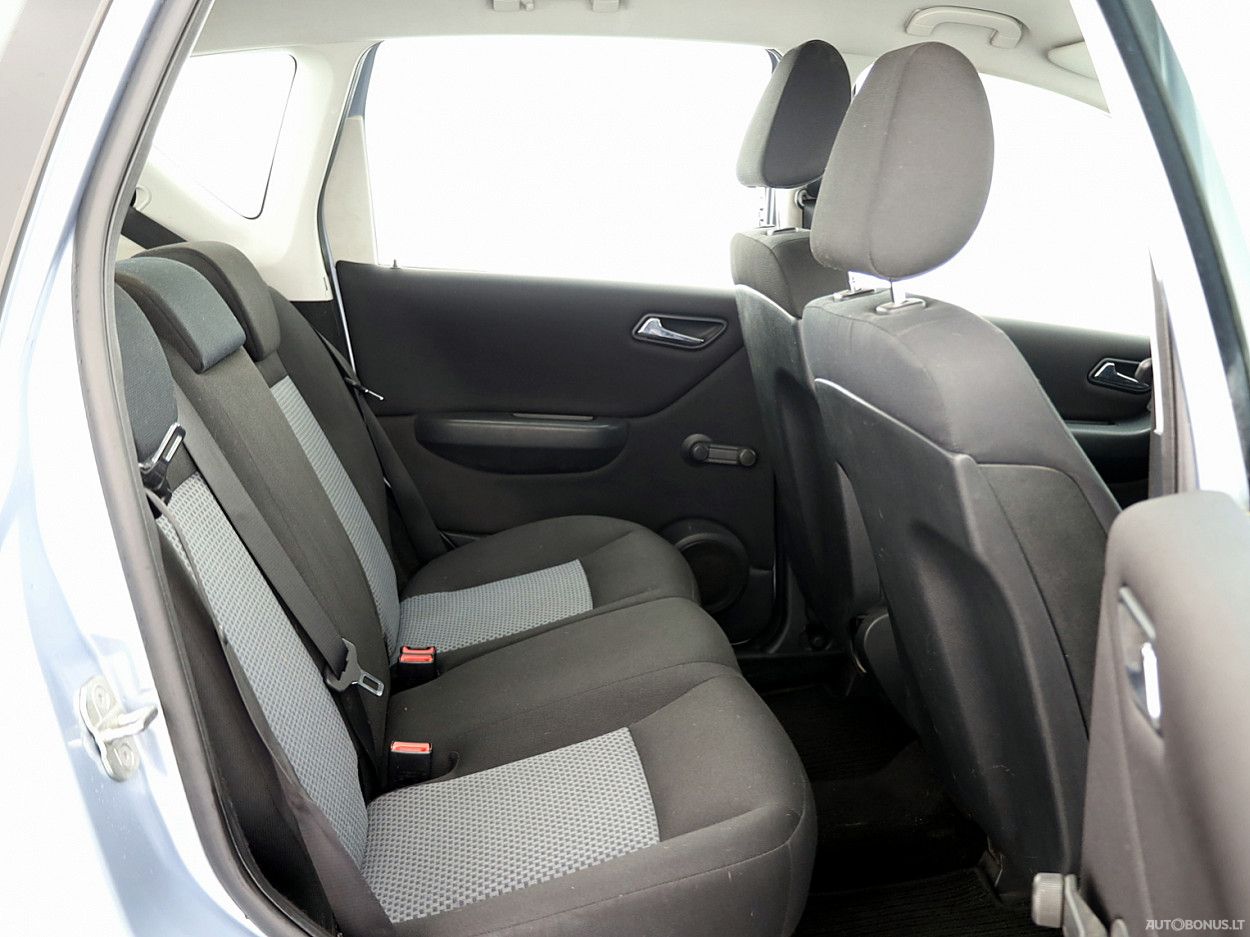 Mercedes-Benz A150 | 6