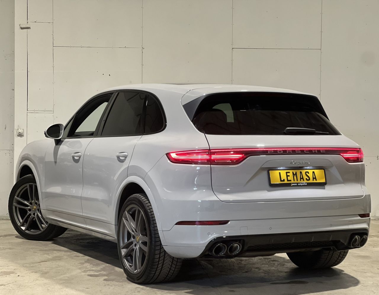 Porsche Cayenne | 3