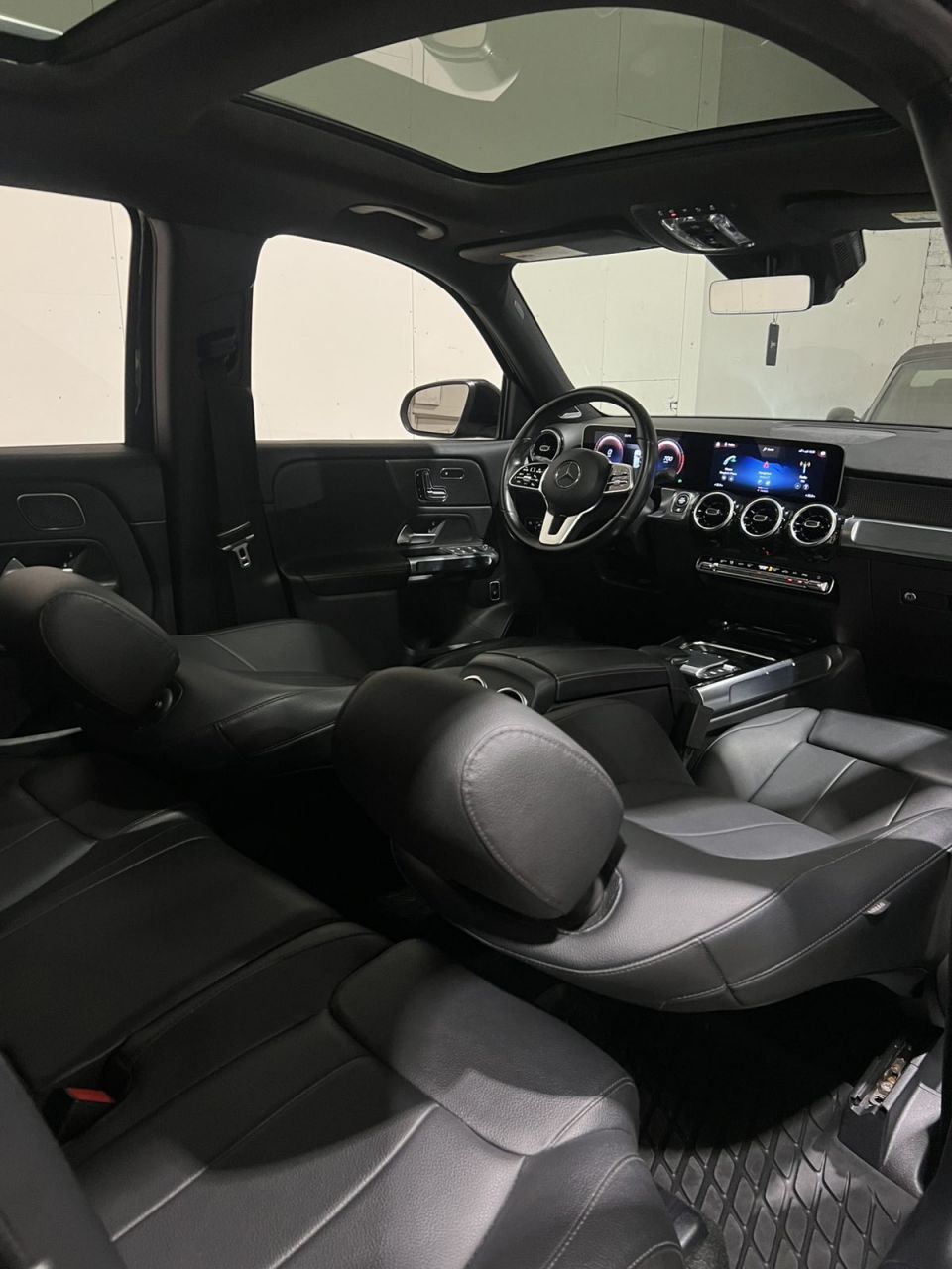 Mercedes-Benz 250 | 6