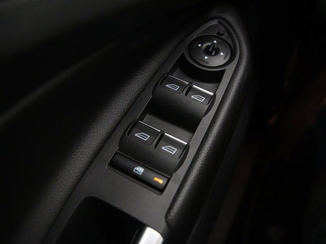 Ford Kuga | 25