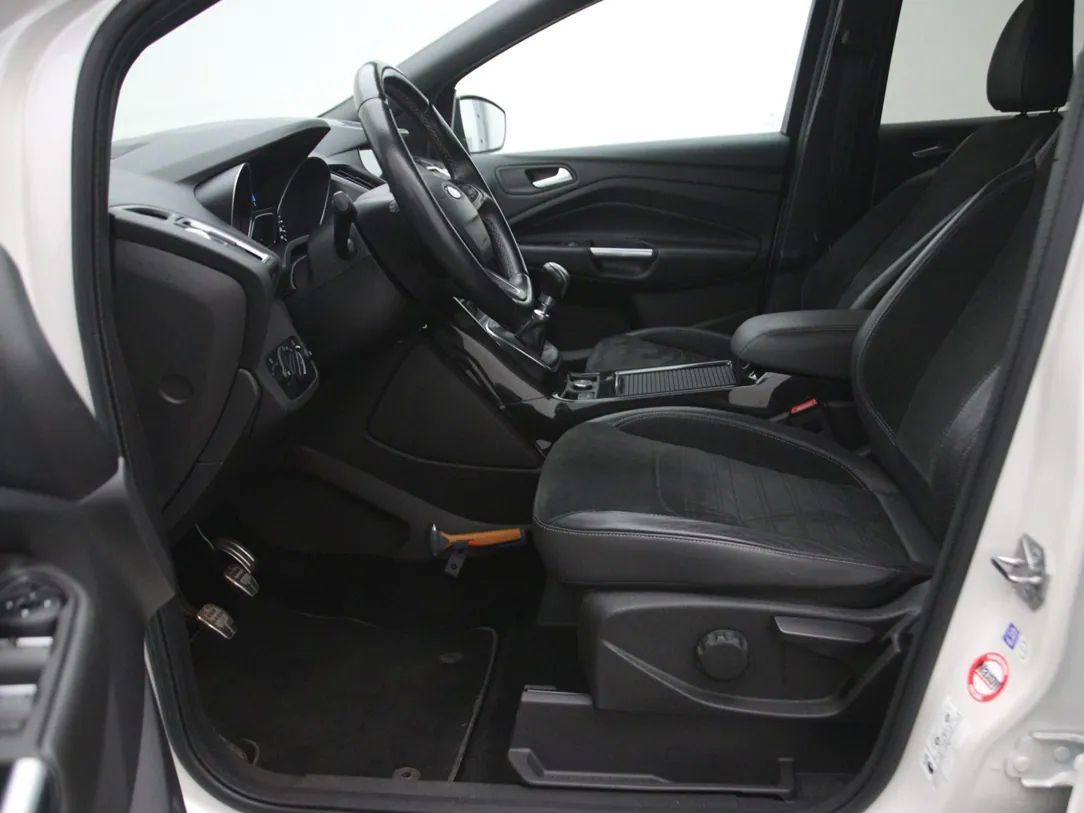 Ford Kuga | 3