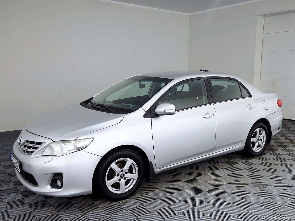 Toyota Corolla | 1