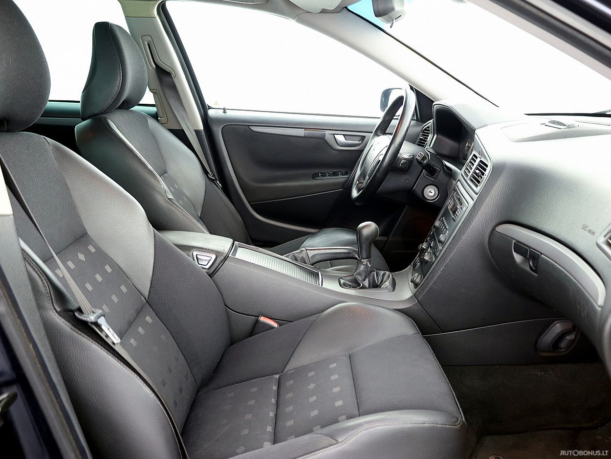 Volvo V70 | 5