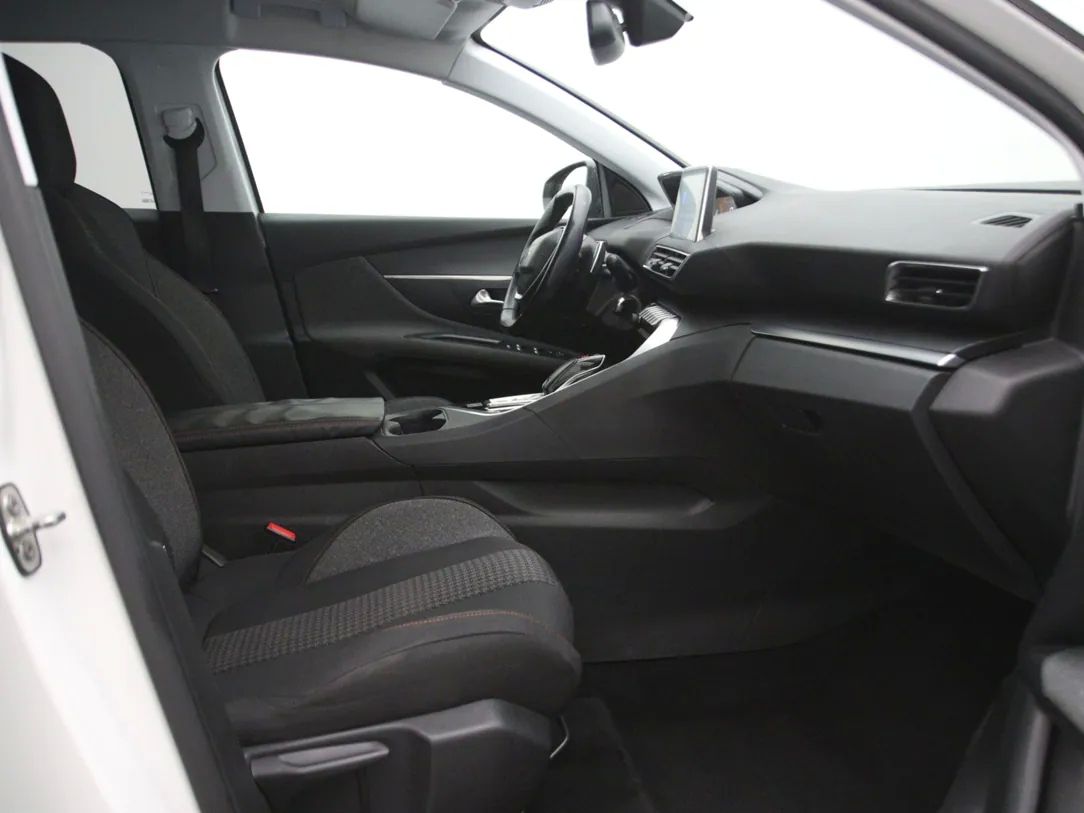 Peugeot 3008 | 13