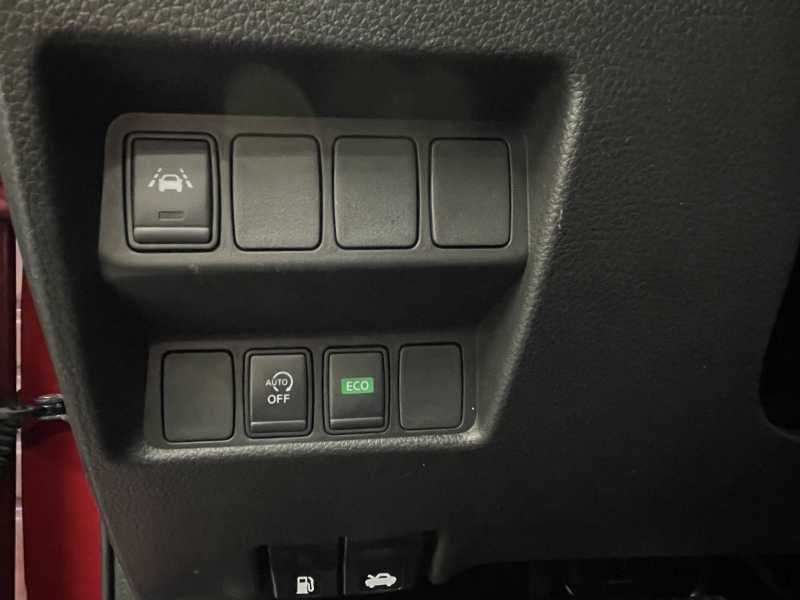 Nissan Qashqai | 24