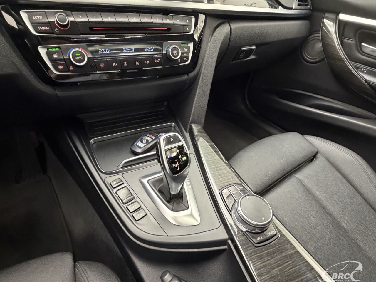 BMW 340 | 23