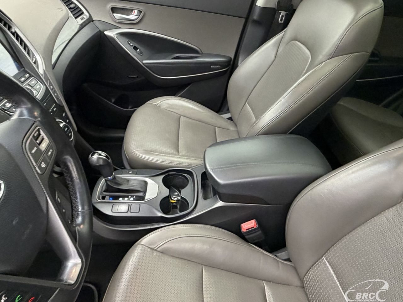 Hyundai Santa Fe | 25