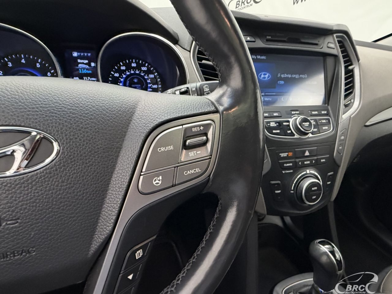 Hyundai Santa Fe | 32