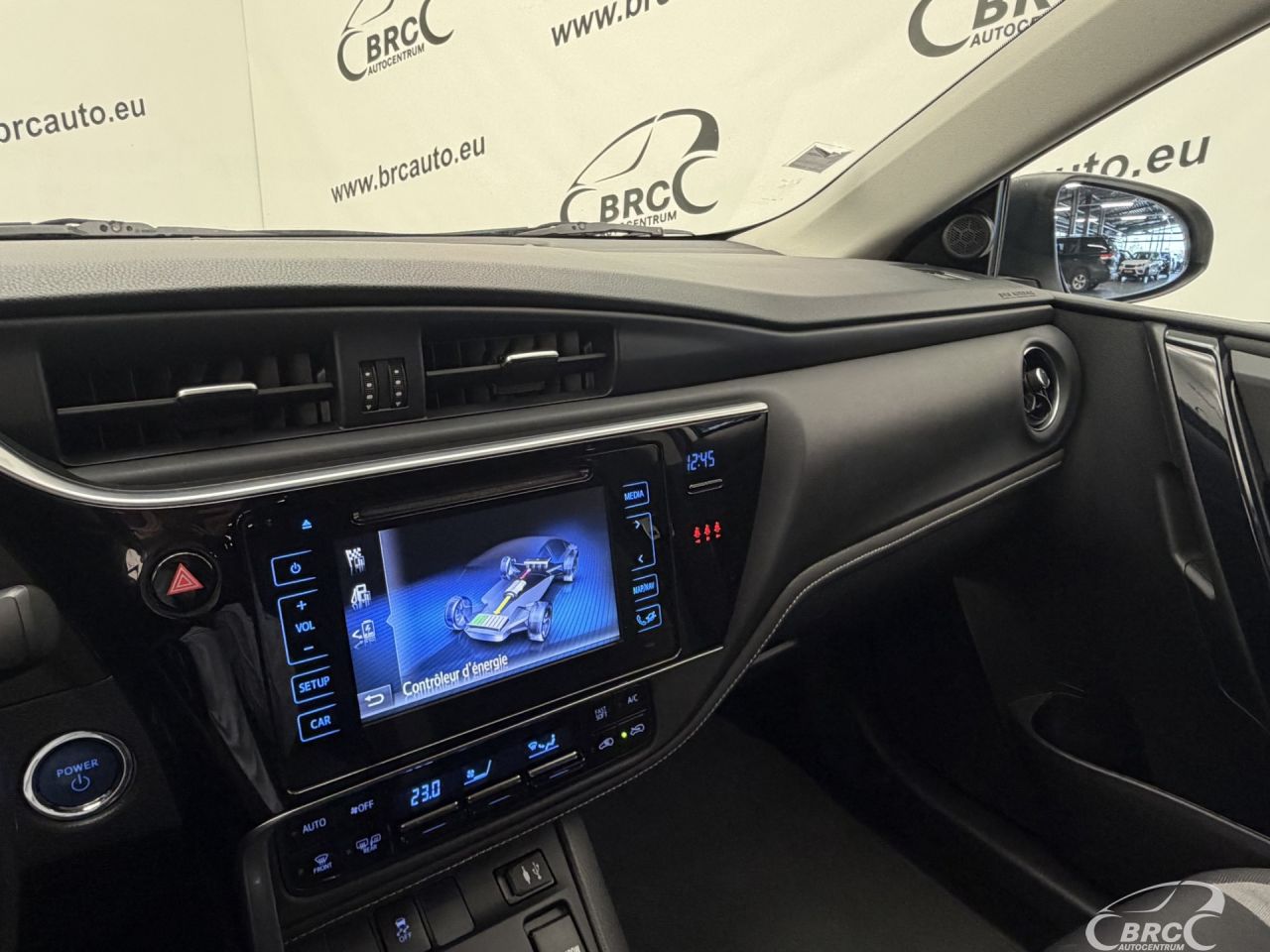 Toyota Auris | 22