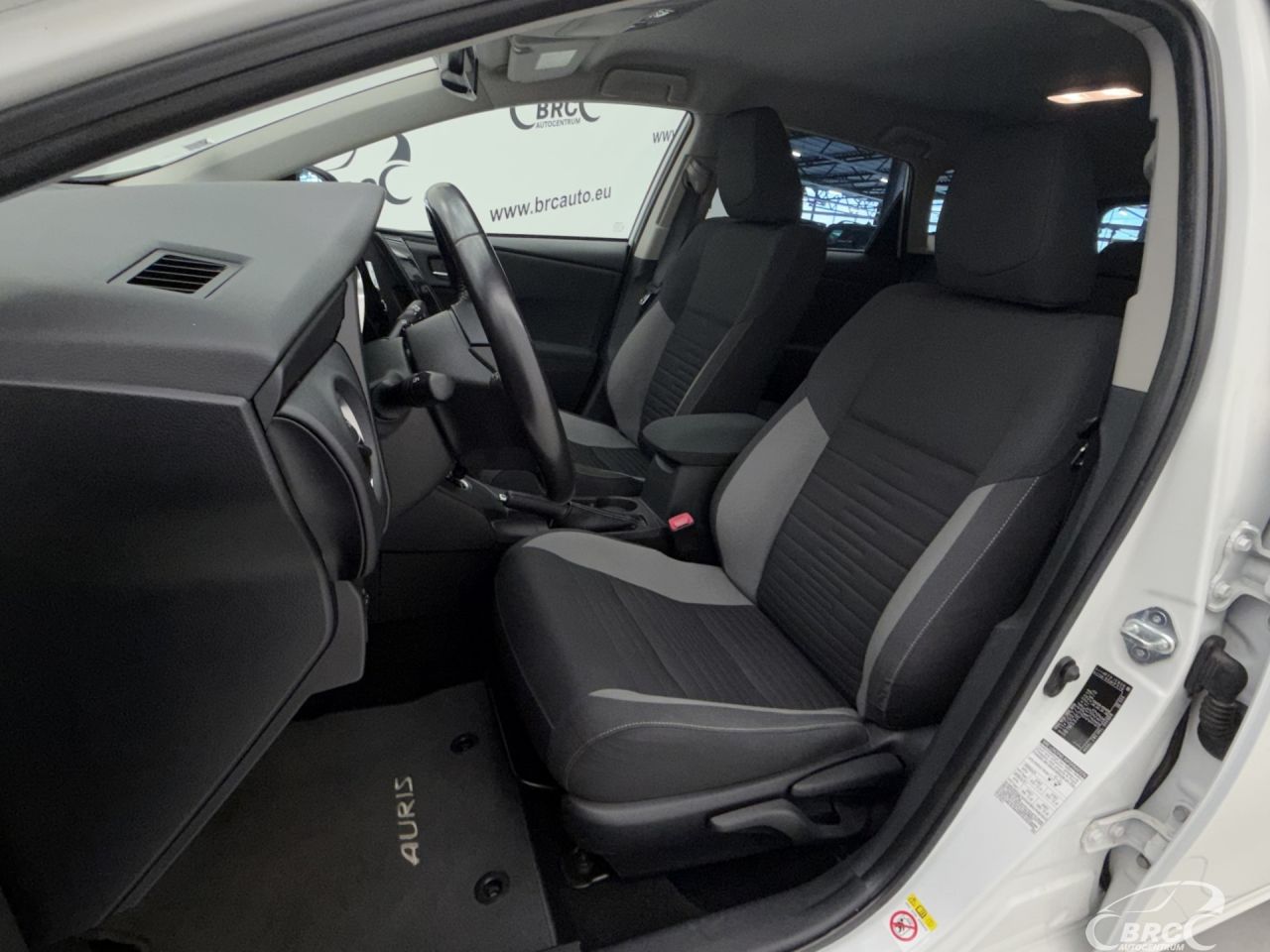 Toyota Auris | 20