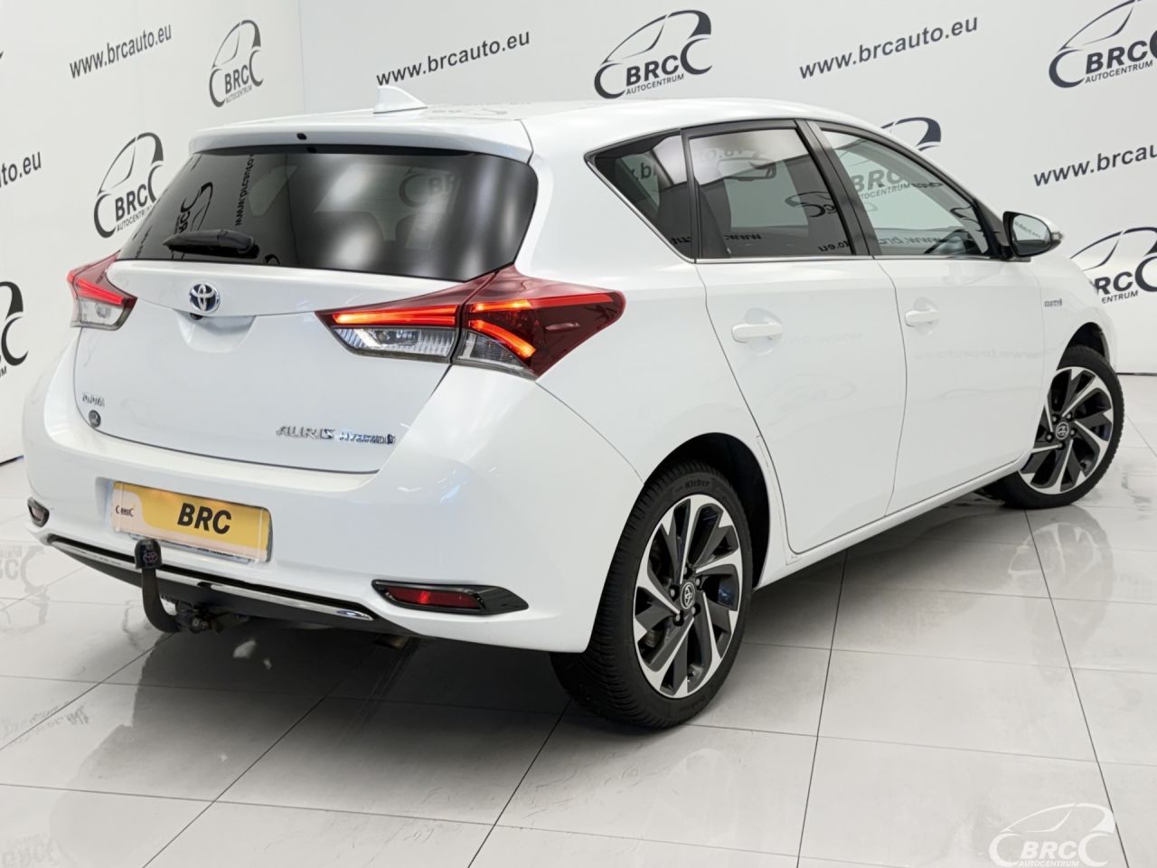 Toyota Auris | 43