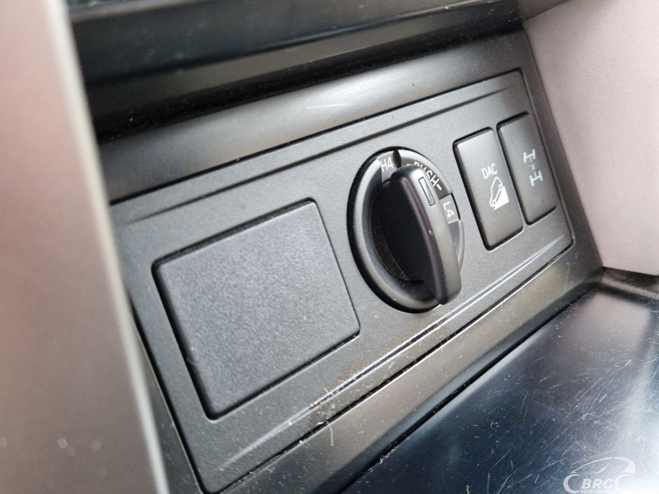 Toyota Land Cruiser | 7