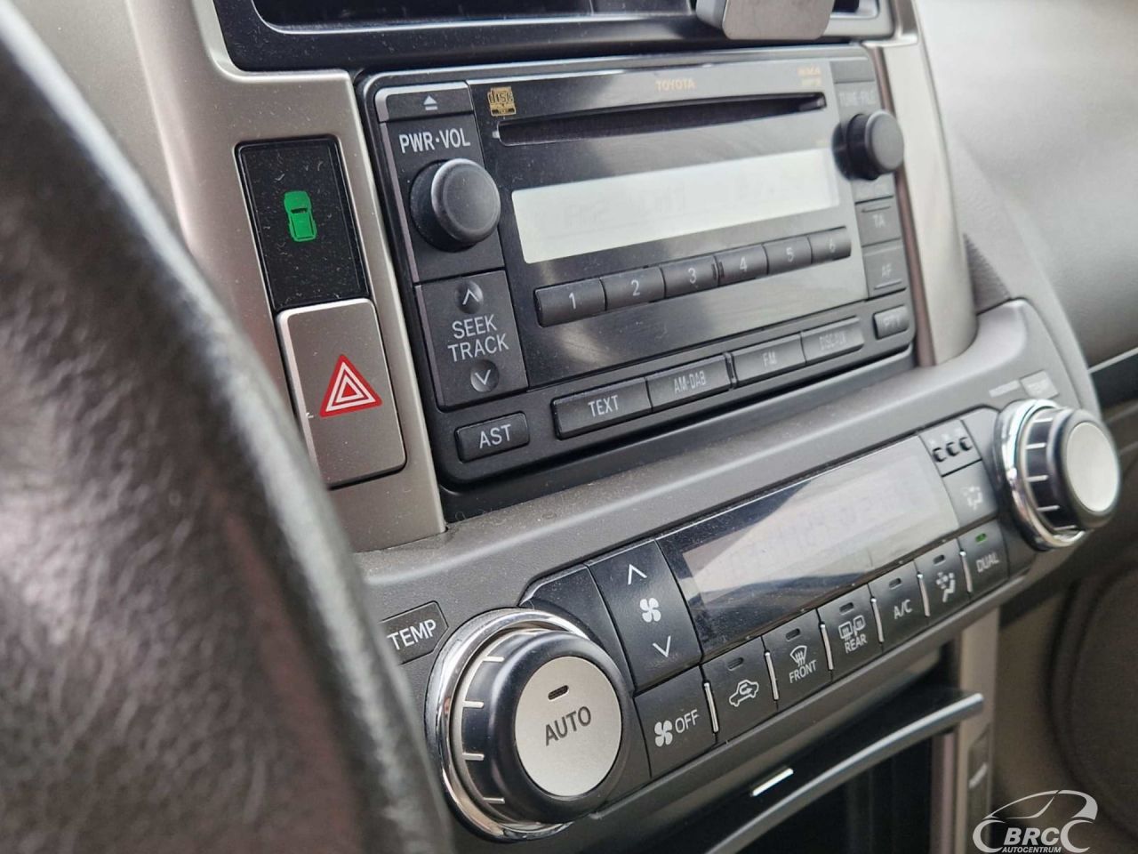 Toyota Land Cruiser | 6