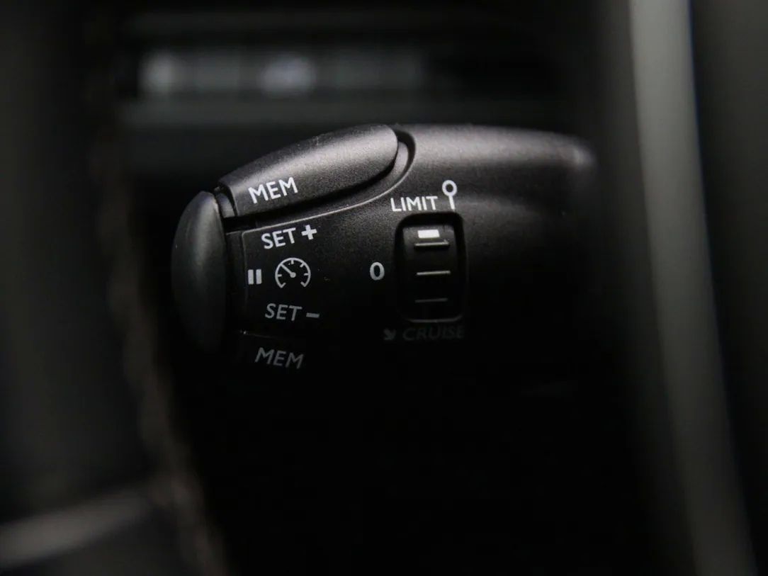 Peugeot 5008 | 28