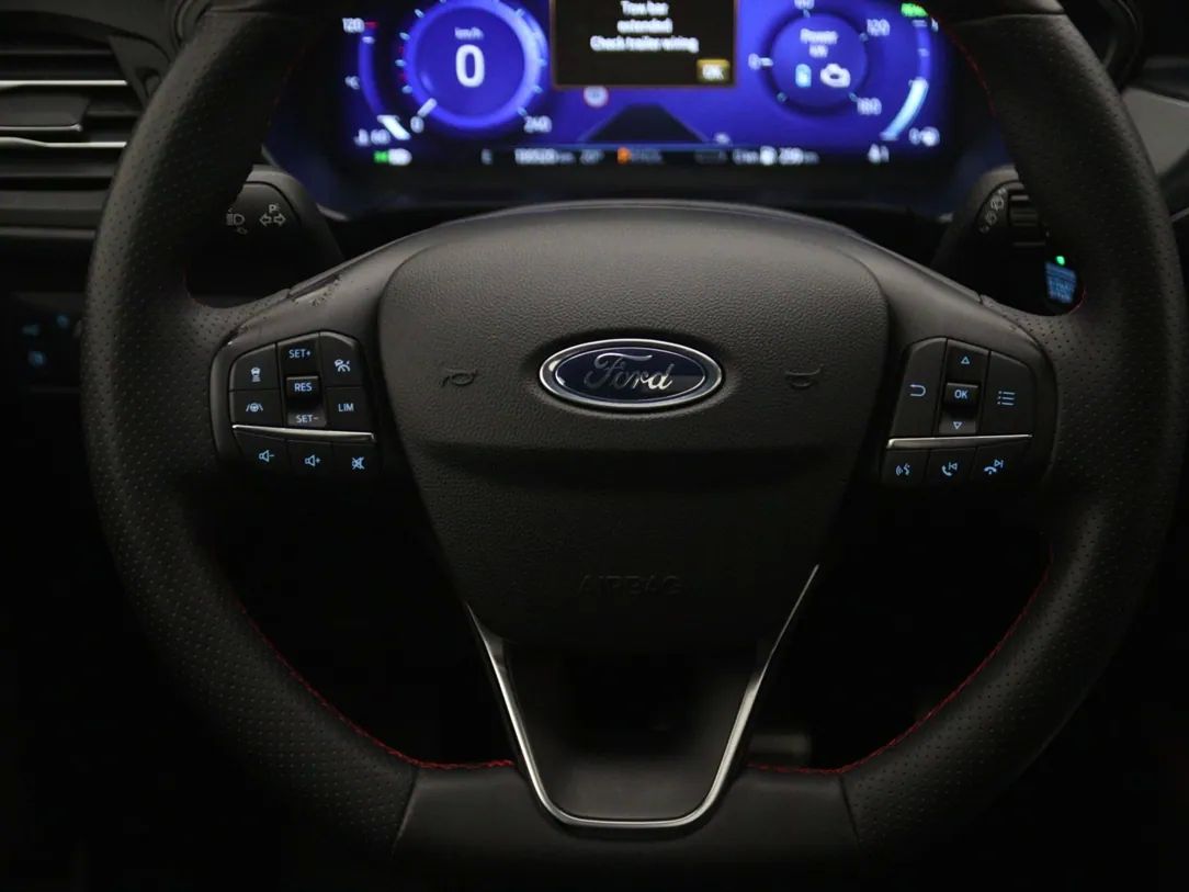 Ford Kuga | 16